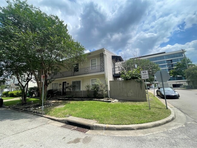 Primary Photo - 2327 Branard St