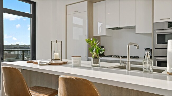 Building Photo - 1722 6th St NW