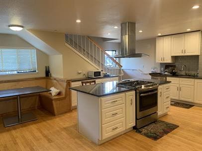 Building Photo - Available NOW!!!! Beautiful CO LVING Oppor...
