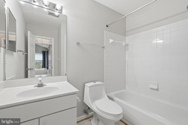Building Photo - 13222 Goose Pond Ln