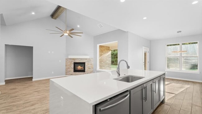 Building Photo - 17857 Salem Rd