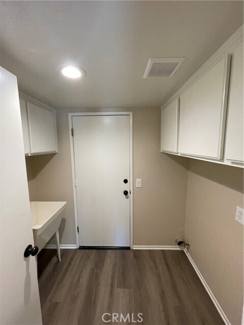 Building Photo - 41547 Yankee Run Ct