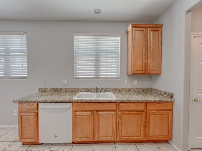 Building Photo - 5646 St Elias St