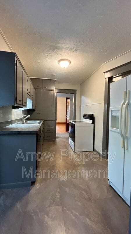 Building Photo - 4902 Madison Ave