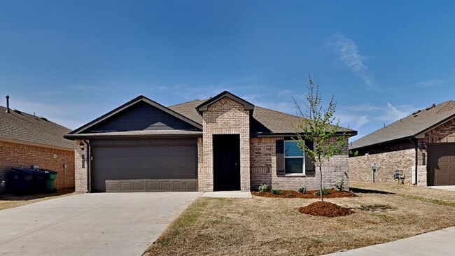 Building Photo - Very Nice 4 Bedroom 2 Bath Home in Yukon Schools