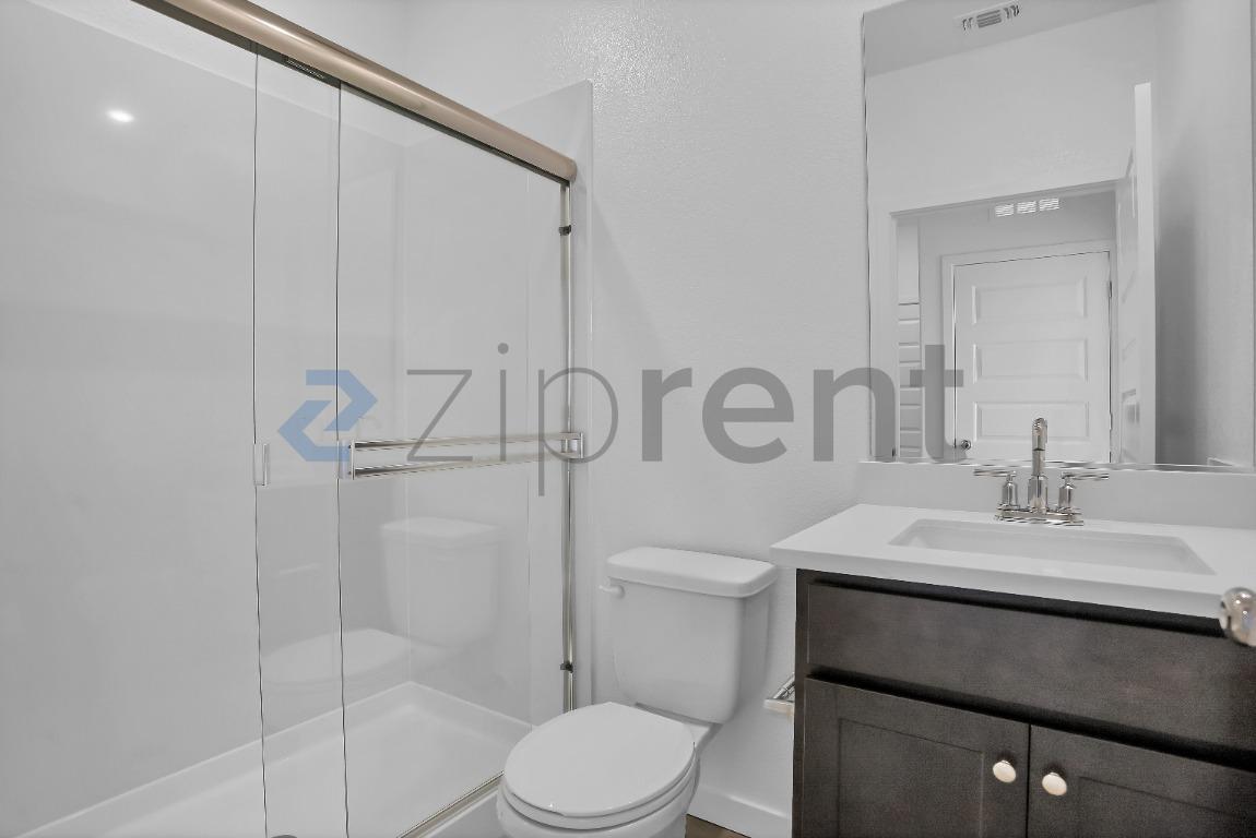 Building Photo - Unit Unit A
