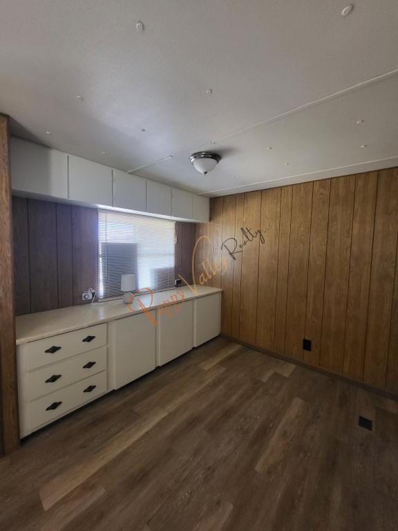 Building Photo - 1501 Broken Arrow