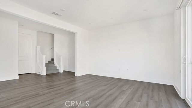 Building Photo - 401 Junco