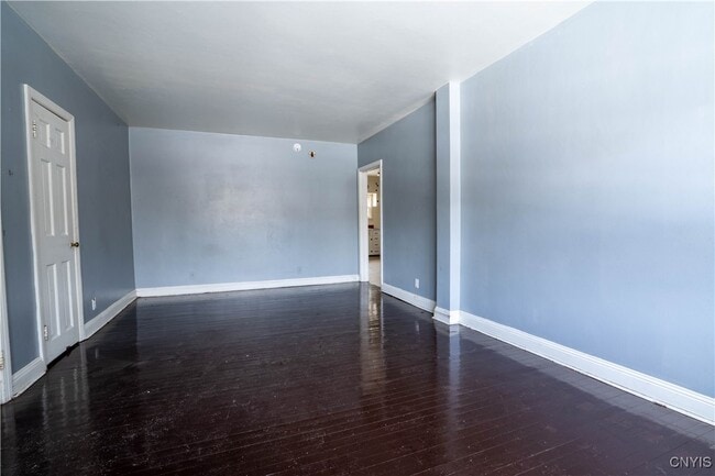 Building Photo - 3 Noyes St