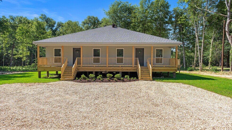 Building Photo - 41310 Brown Rd