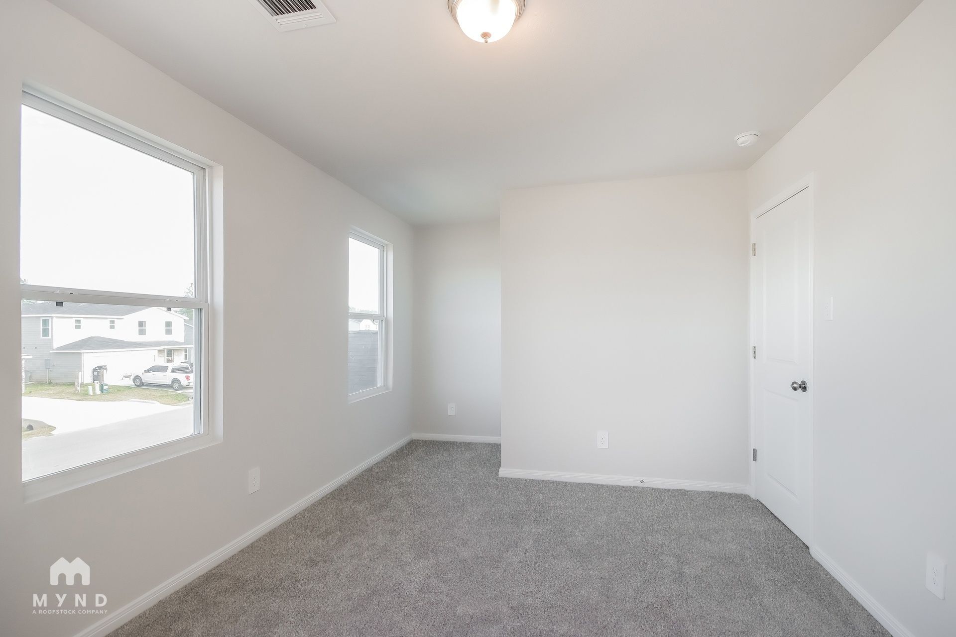 Building Photo - 15819 Del Norte Dr