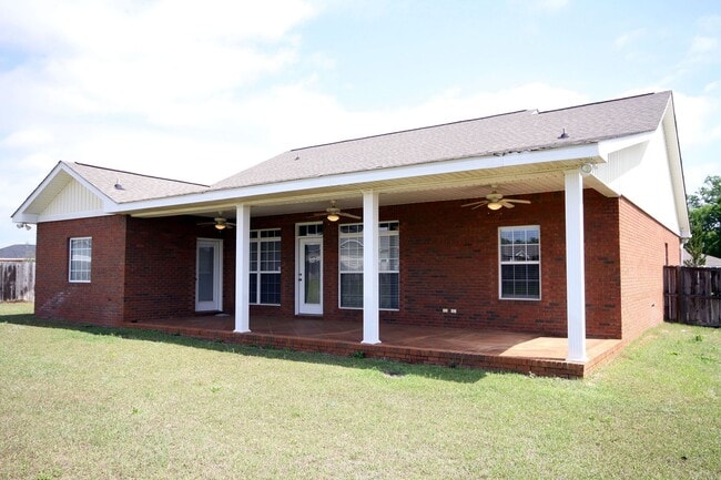 Building Photo - 344 Trent Rd