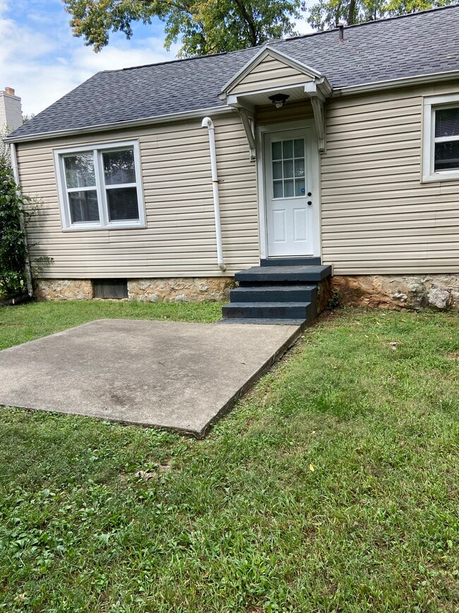 906 Kenton St 906 Kenton St Bowling Green KY 42101 Apartment Finder