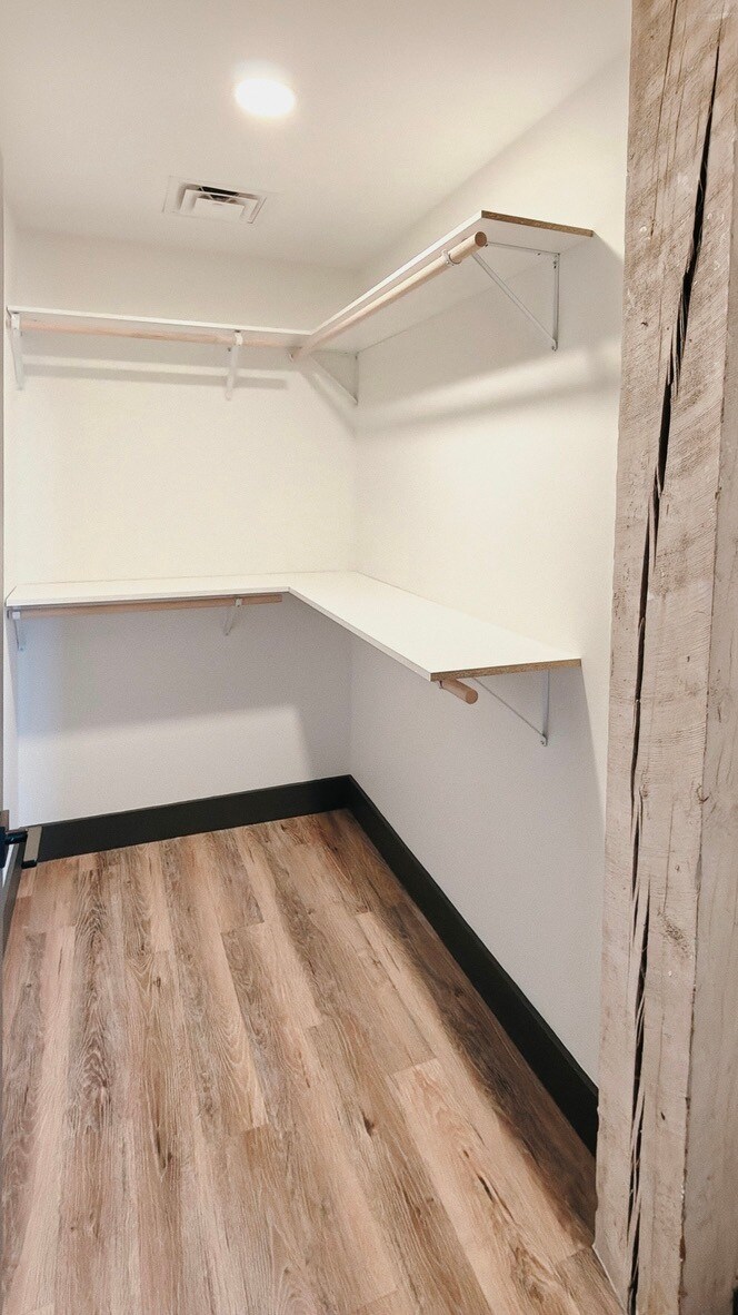 Primary walk-in closet - 101 W Broadway St