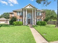 Building Photo - 1227 Lake Estates Ct