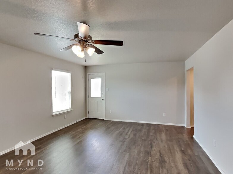 Building Photo - 7532 Rose Robin Run Ct