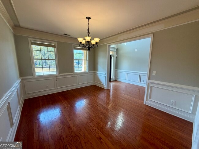 Building Photo - 301 Conway Ct