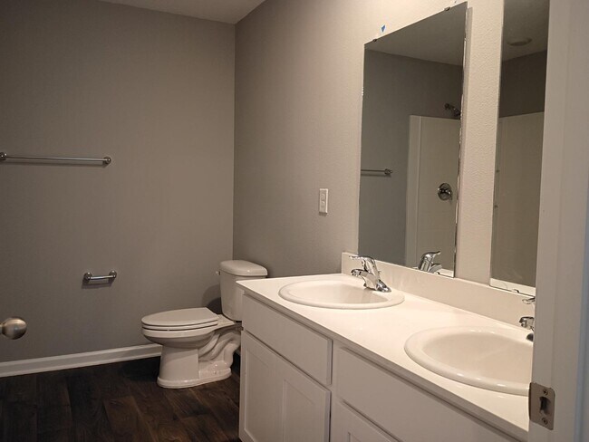 Building Photo - 2816 Buck Creek Pl