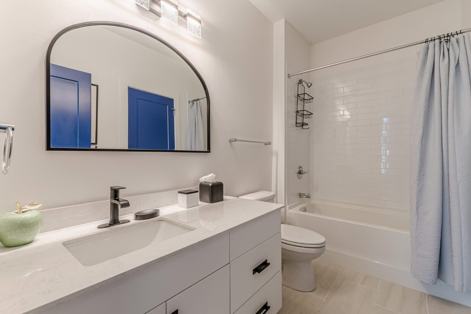 Building Photo - 525 Parkway Dr NE