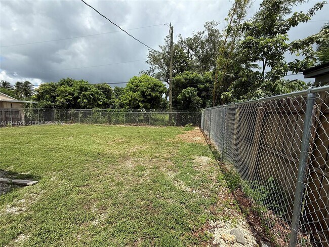 Building Photo - 18333 SW 296th St