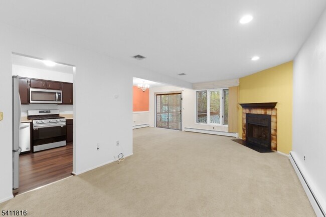 Building Photo - 89 Stockton Ct