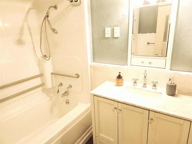 Building Photo - 708 N Rockwall Ave