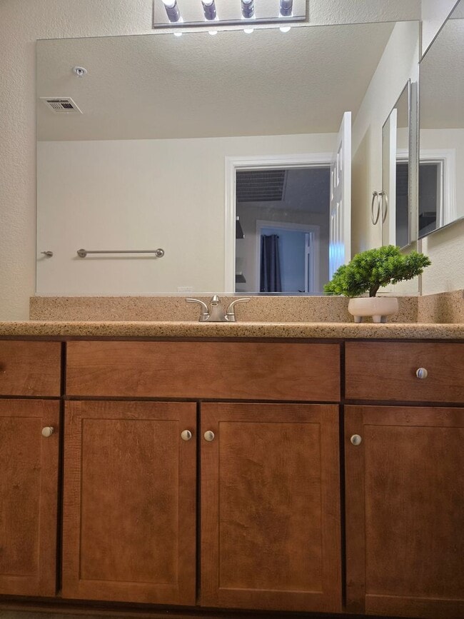 Building Photo - Borgata Fully Furnished Condo