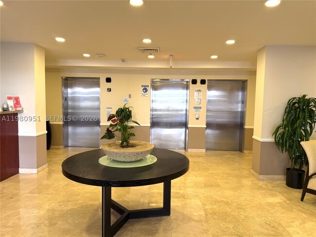 Building Photo - 900 SW 8th St