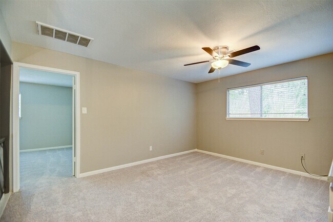 Building Photo - 6206 Rippling Hollow Dr