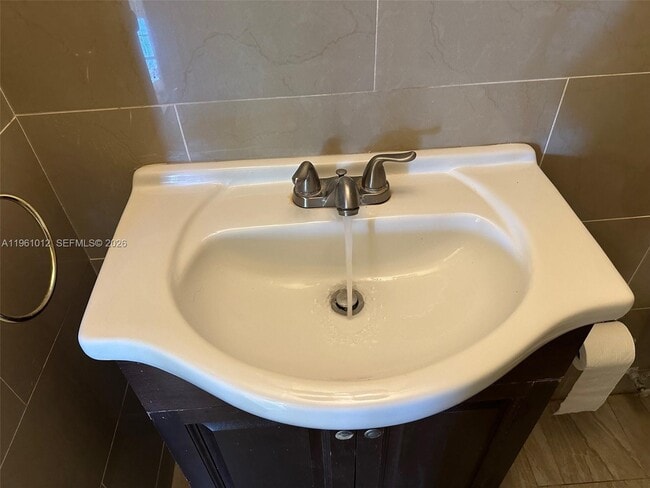 Building Photo - 1655 NW 116th St