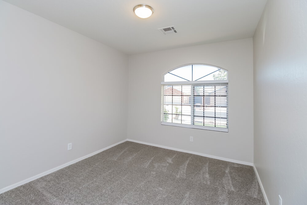 Building Photo - 4966 E Magnus Dr