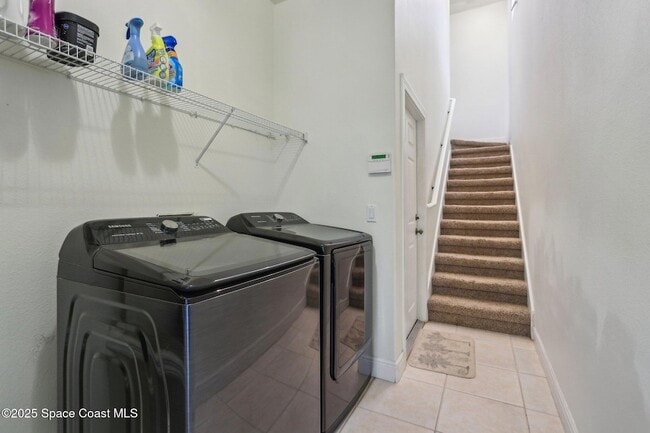 Building Photo - 929 Hialeah St