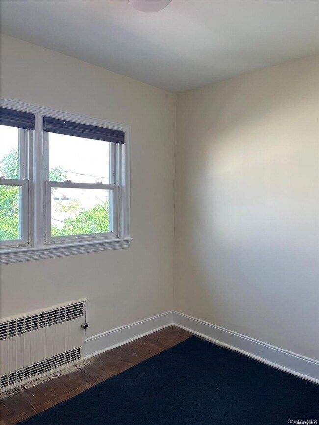 Building Photo - 307 Magnolia Blvd