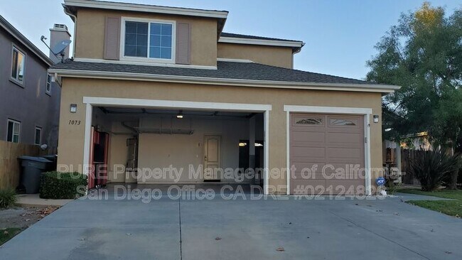 Building Photo - 1073 Princess Kyra Pl
