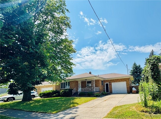 Primary Photo - 268 Cass Ave