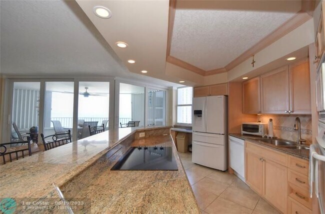 Building Photo - 1340 S Ocean Blvd