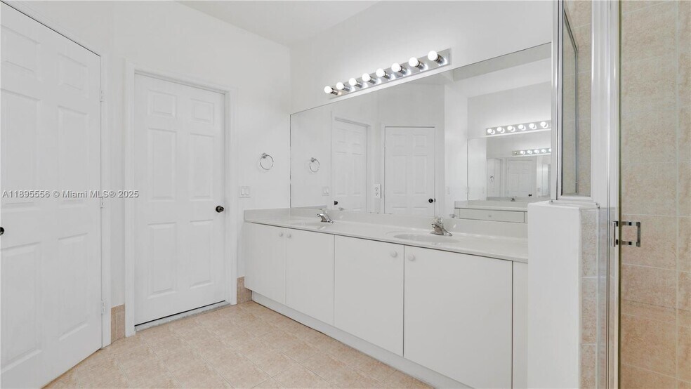 Building Photo - 17994 NW 87th Pl