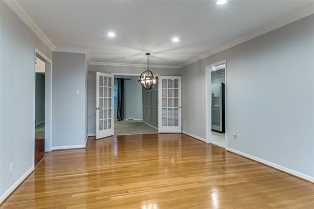 Building Photo - 3634 Woodleigh Dr