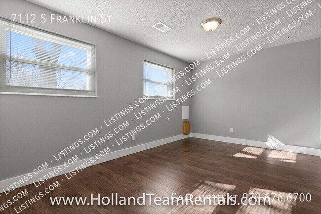 Building Photo - 7112 S Franklin St