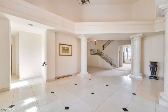 Building Photo - 27 Grand Miramar Dr