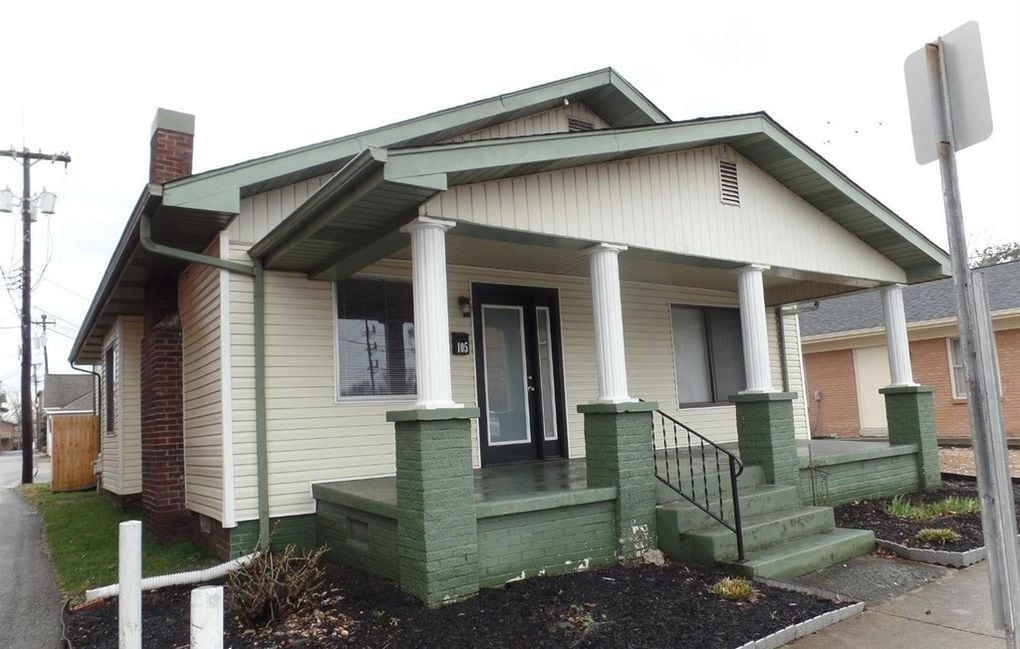 Building Photo - 105 W 5th St