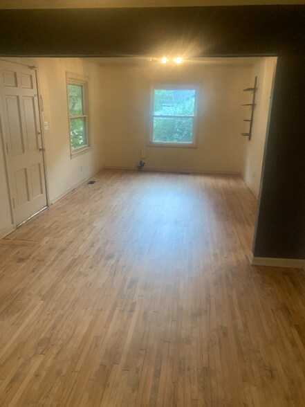 Building Photo - 2610 Flamingo Dr