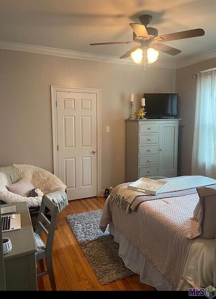 Building Photo - 717 Acadia St