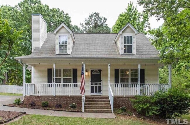 Primary Photo - 145 Beaver Ridge Dr