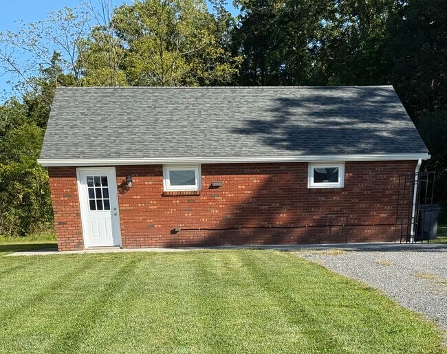 Building Photo - 272 Lauren Tice Rd