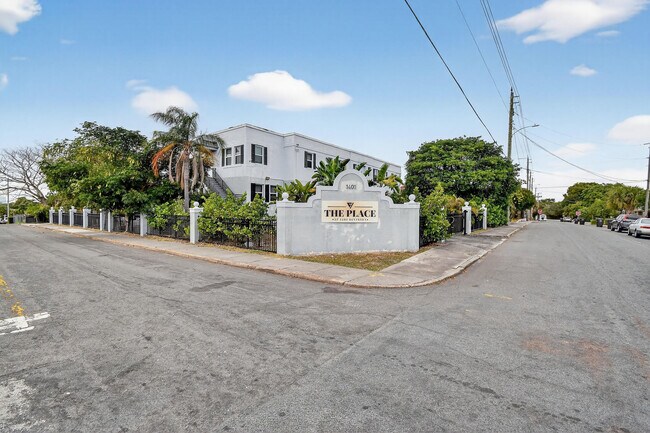 Building Photo - 1401 Division Ave