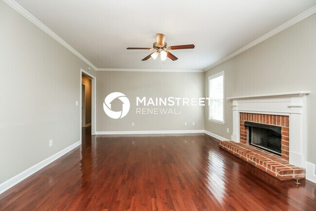 Building Photo - 4 Bedroom Pet-Friendly Home in Spring Hill...