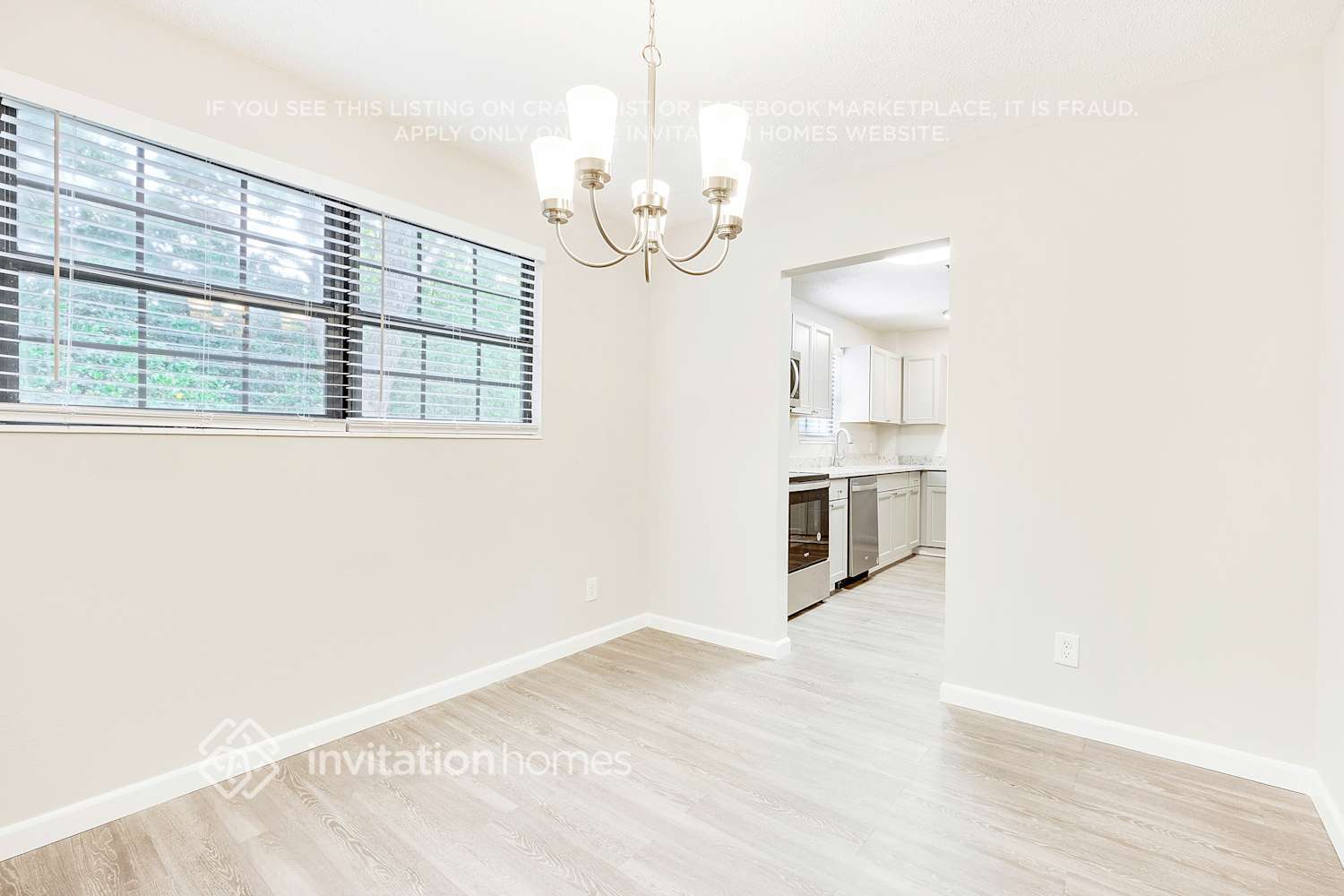 Building Photo - 2203 Burpee Dr