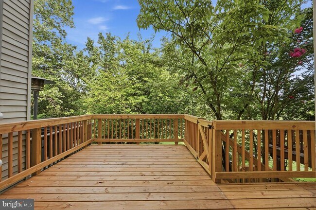 Building Photo - 12109 Wedgeway Ct