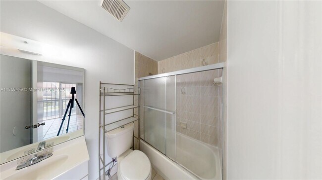 Building Photo - 6415 SW 129th Pl